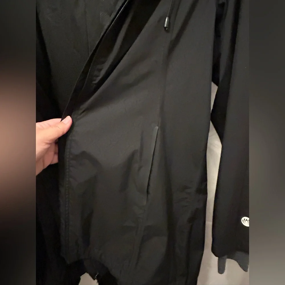 Athletic Rain Jacket - Picture 4 of 8